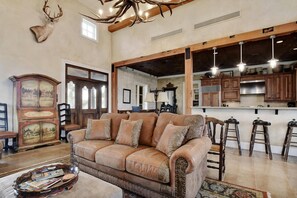 Smart TV, fireplace, DVD player, books