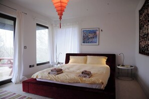 熨斗/熨衫板、Wi-Fi、床單