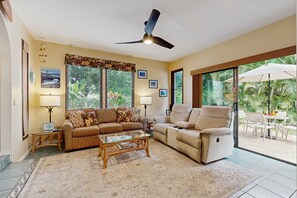 TV, DVD player - Family friendly condo w/ private lanai, shared hot tub & pool - close to beach (Koloa)