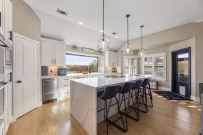 Private kitchen - Luxury Ranch Retreat - Pool, Hot Tub, Game Rooms (Rockwall)