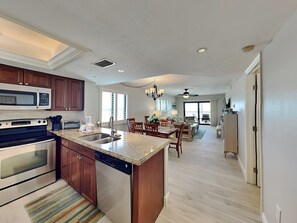 Condo (2 Bedrooms) | Property amenity - Carlos Pointe 611 (Fort Myers Beach)