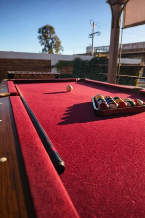 Billiards - HOTEL FLAMORA-VALLE DE GUADALUPE (Valle de Guadalupe)