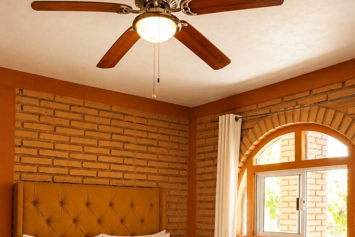 Classic Room, Patio | Iron/ironing board, WiFi (free)