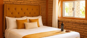 HOTEL FLAMORA-VALLE DE GUADALUPE