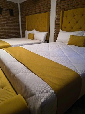 Comfort Twin Room, Patio | Iron/ironing board, free WiFi