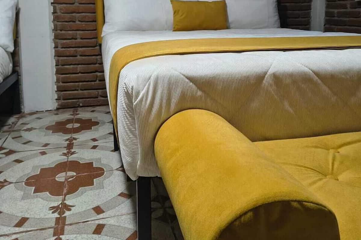 Iron/ironing board, free WiFi