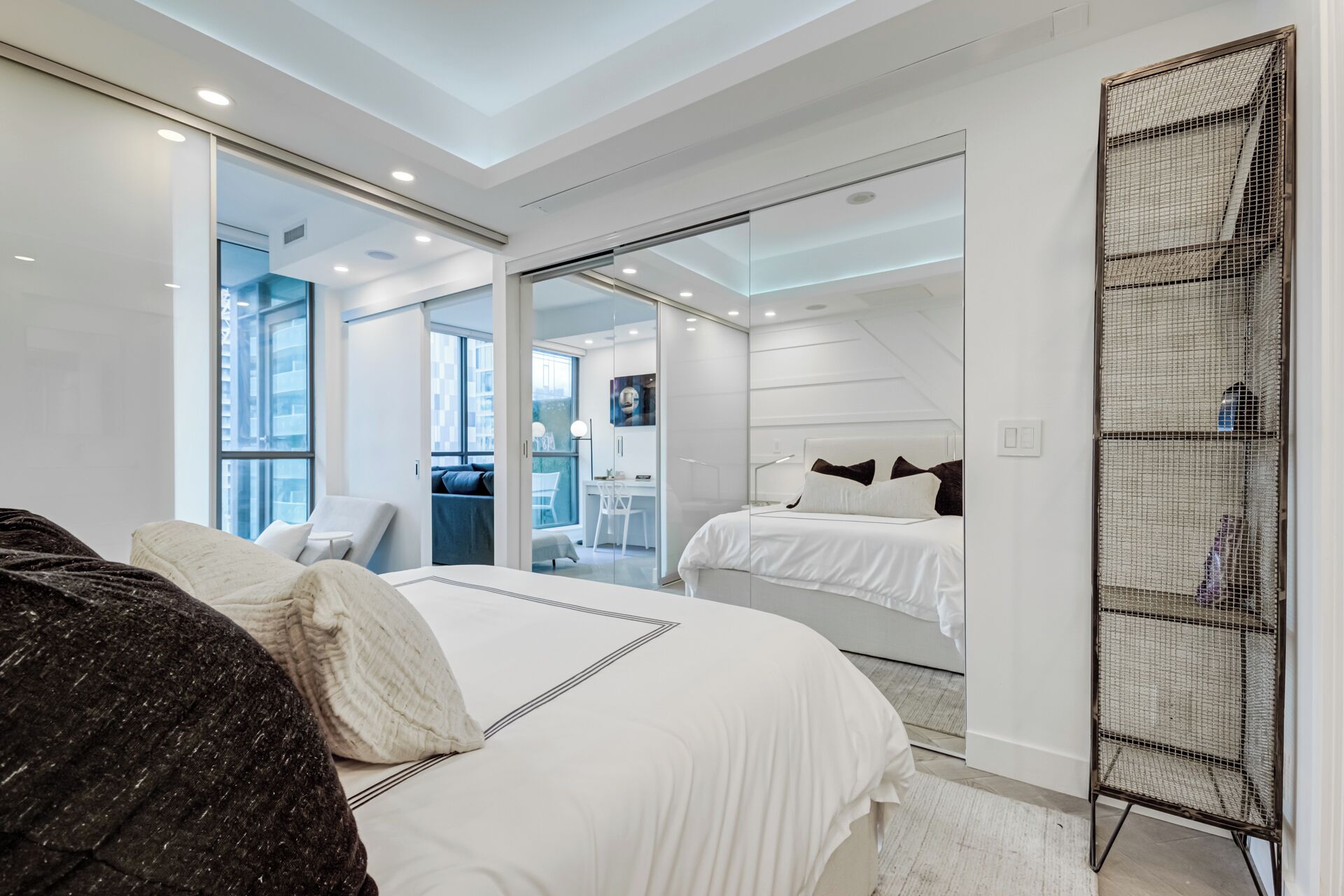 Bügeleisen/Bügelbrett, WLAN, Bettwäsche