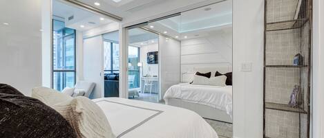 Bügeleisen/Bügelbrett, WLAN, Bettwäsche