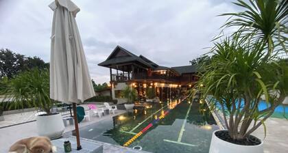 Elephant House and Pool Villas 1 bedroom, the nicest 25 meter pool and spa ever!