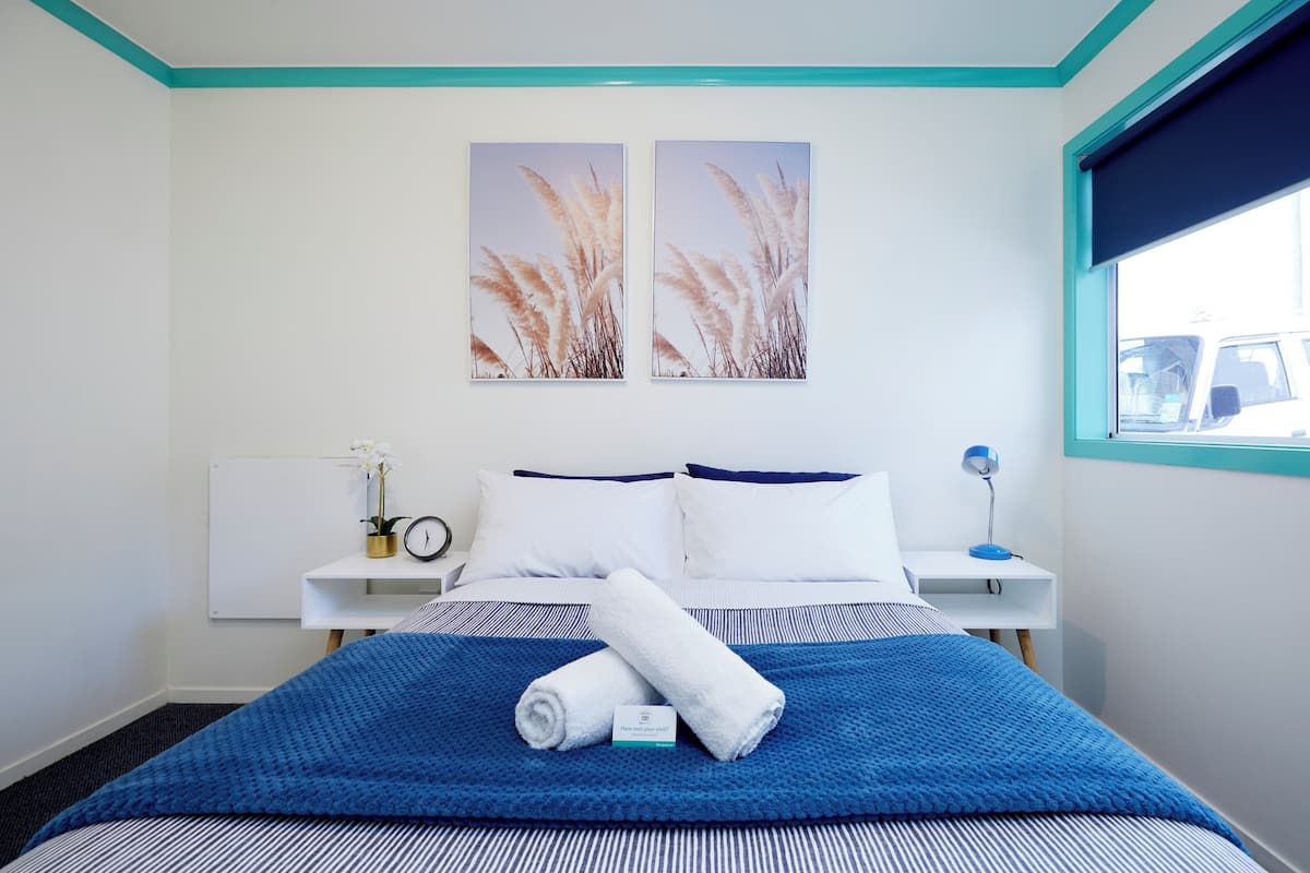 Habitación doble | Tabla de planchar con plancha y wifi gratis