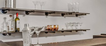 Fireplace--Fire Pit--Games--Dog Friendly