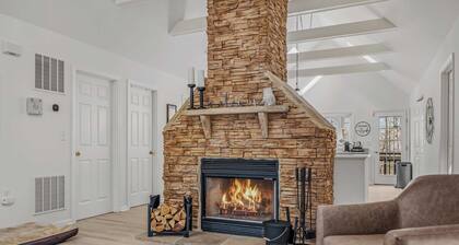 Fireplace--Fire Pit--Games--Dog Friendly