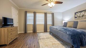 3 bedrooms, iron/ironing board, WiFi