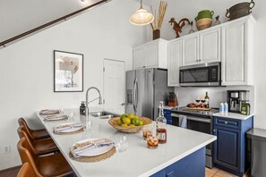 Fridge, microwave, oven, stovetop - Mountain Village Escape | Walk to Slopes + Views (Mountain Village)