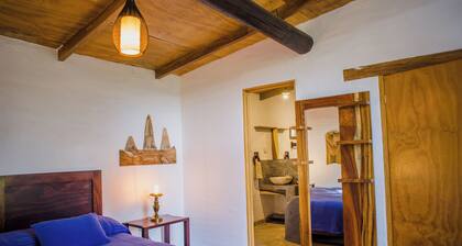 CASITA PINO - Independent Retreat by the River