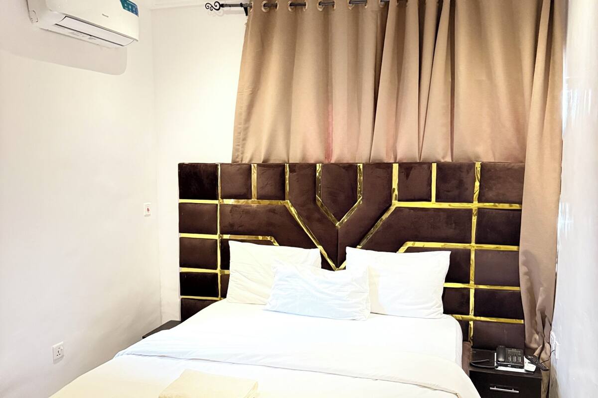 مكتب وواي فاي مجانًا