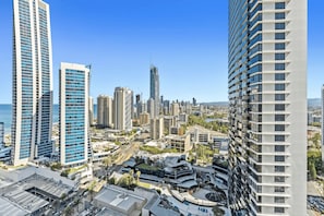 Exterior - Chevron Renaissance - 2 Bed 2 Bath - 3236 - 2 night - 2 bed 2 bath Apartment (SURFERS PARADISE)