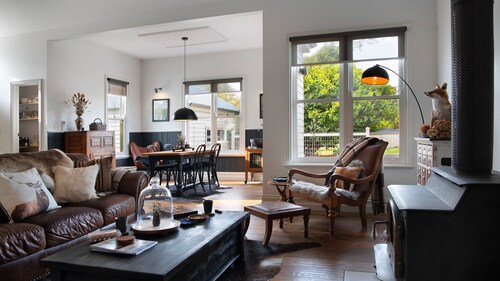 Arichonan House in the heart of Trentham