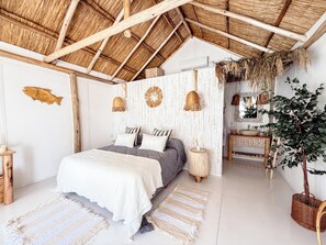 Premium bedding, minibar, free WiFi, bed sheets - Tribu Eco Beach (Francisco Alvarez)