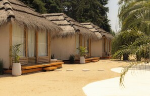 Premium bedding, down comforters, pillowtop beds, minibar - Tribu Eco Beach (Francisco Alvarez)