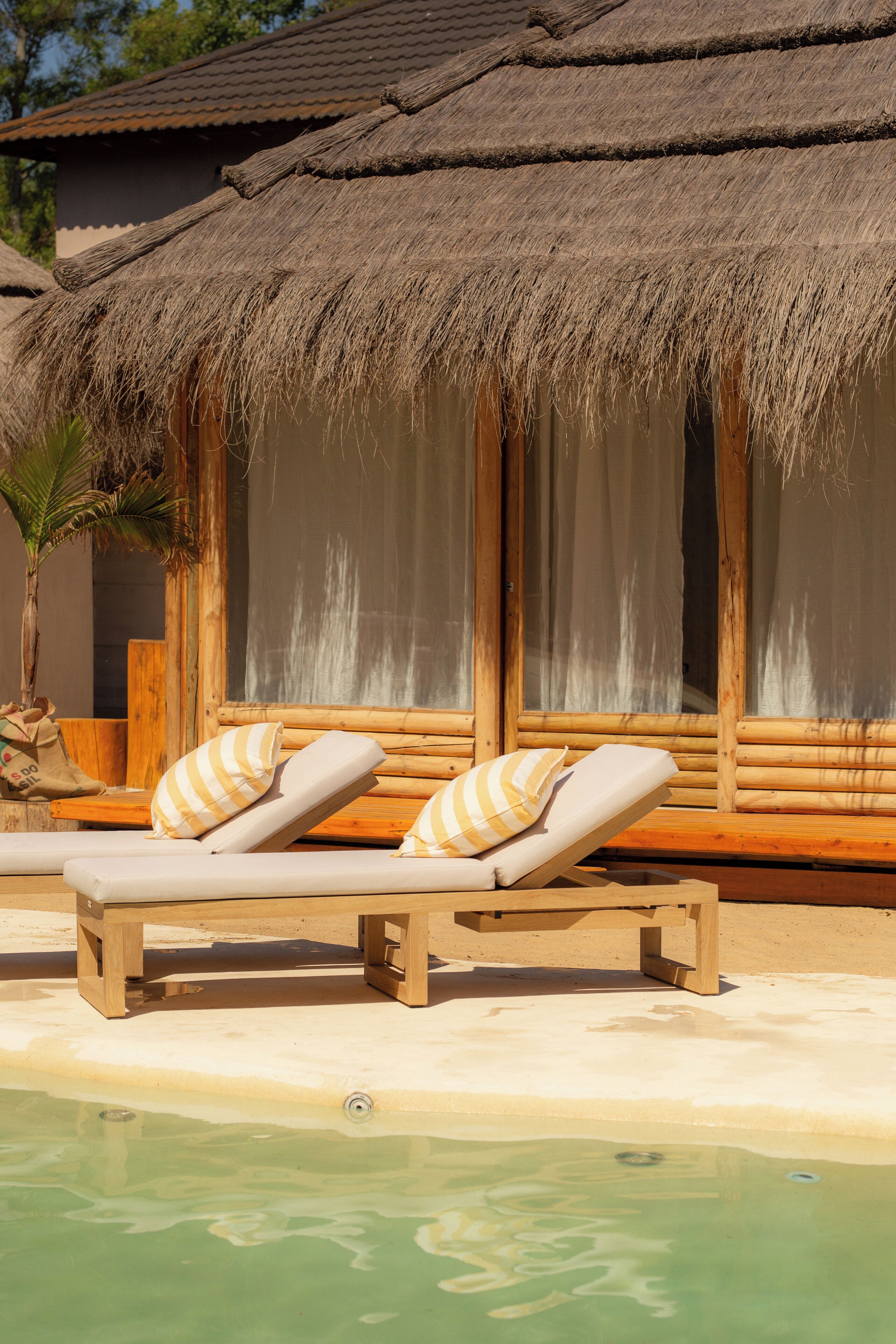 Ropa de cama de alta calidad, minibar, wifi gratis y ropa de cama 