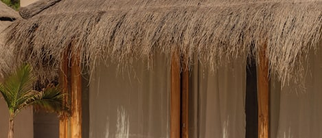 Chambre Double, vue piscine | Literie de qualité supérieure, minibar, Wi-Fi gratuit, draps fournis