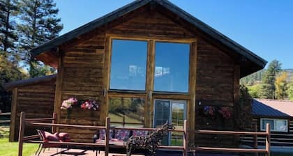 Beautiful, Large and Modern Cabin.