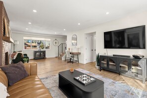 Smart TV, video games