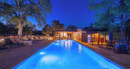 Terracotta Retreat Wimberley Sleeps 58