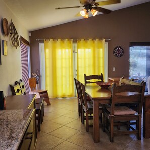 Dining - Hikers paradise in the Gem of the desert (La Quinta)