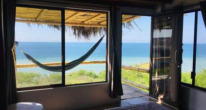 Oceanfront cabin/Little tiny house