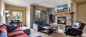 Family Luxury Home in Timber Ridge