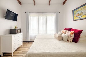 2 habitaciones, escritorio, wifi gratis y ropa de cama 