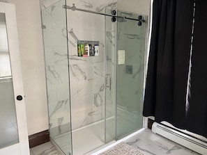 Towels, soap, shampoo, toilet paper