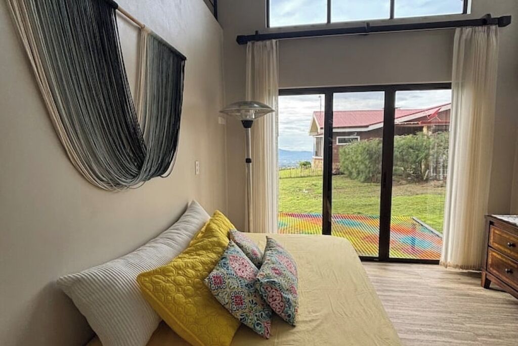 2 habitaciones, wifi gratis y ropa de cama 