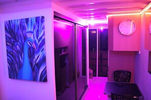 Interior - Modern Oasis - Cozy Loft Condo in Manila (Manila)