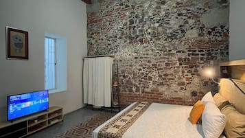 Loft | Seterika/papan seterika, Wi-fi percuma, cadar katil
