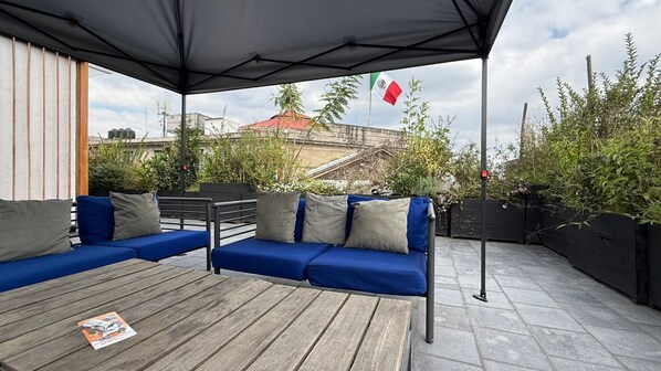 Deluxe Apartment | Terrace/patio - Chilango BnB (Mexico City)