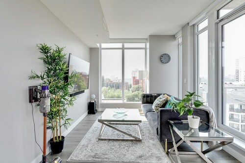 King bed, Views, Near River Valley