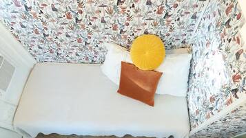 1 chambre, accès au Wi-Fi (inclus), literie fournie