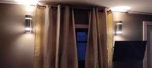 Interior - Charming Cottage with Fireplace/Family Friendly/National Park& Ski /Forena Spa (Saint-Bruno-de-Montarville)