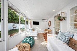 4 Schlafzimmer, Schreibtisch, Bügeleisen/Bügelbrett, Reisekinderbett