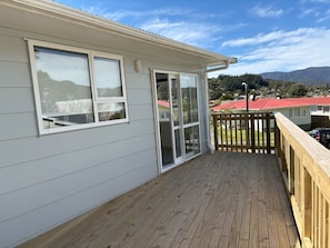 Terrace/patio - Charming Home in Lower Hutt (Lower Hutt)