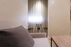 컴포트 스튜디오, 시내 전망 | 거실 공간