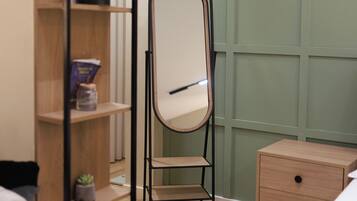 Studio Signature, balcon, vue ville