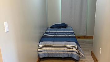 2 quartos, escrivaninha, Wi-Fi de cortesia, roupa de cama