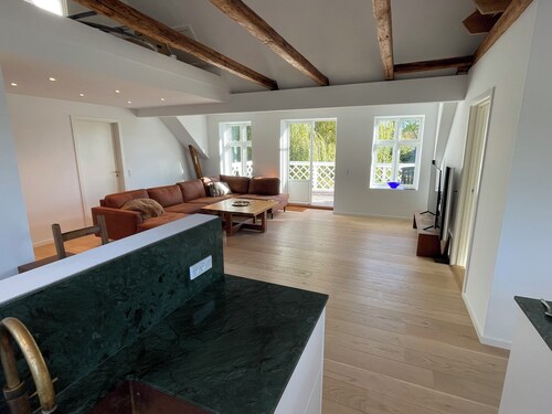 Luxury Charlottenlund Home w/ Garden & Concierge Services - 13 min to Copenhagen