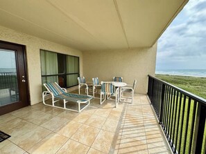 Outdoor dining - Three Bedroom Two Bath Beachfront Condo (South Padre Island)