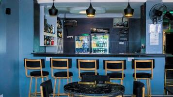 Bar (en la propiedad)