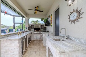 Room - Moondance Villa (Cape Coral)